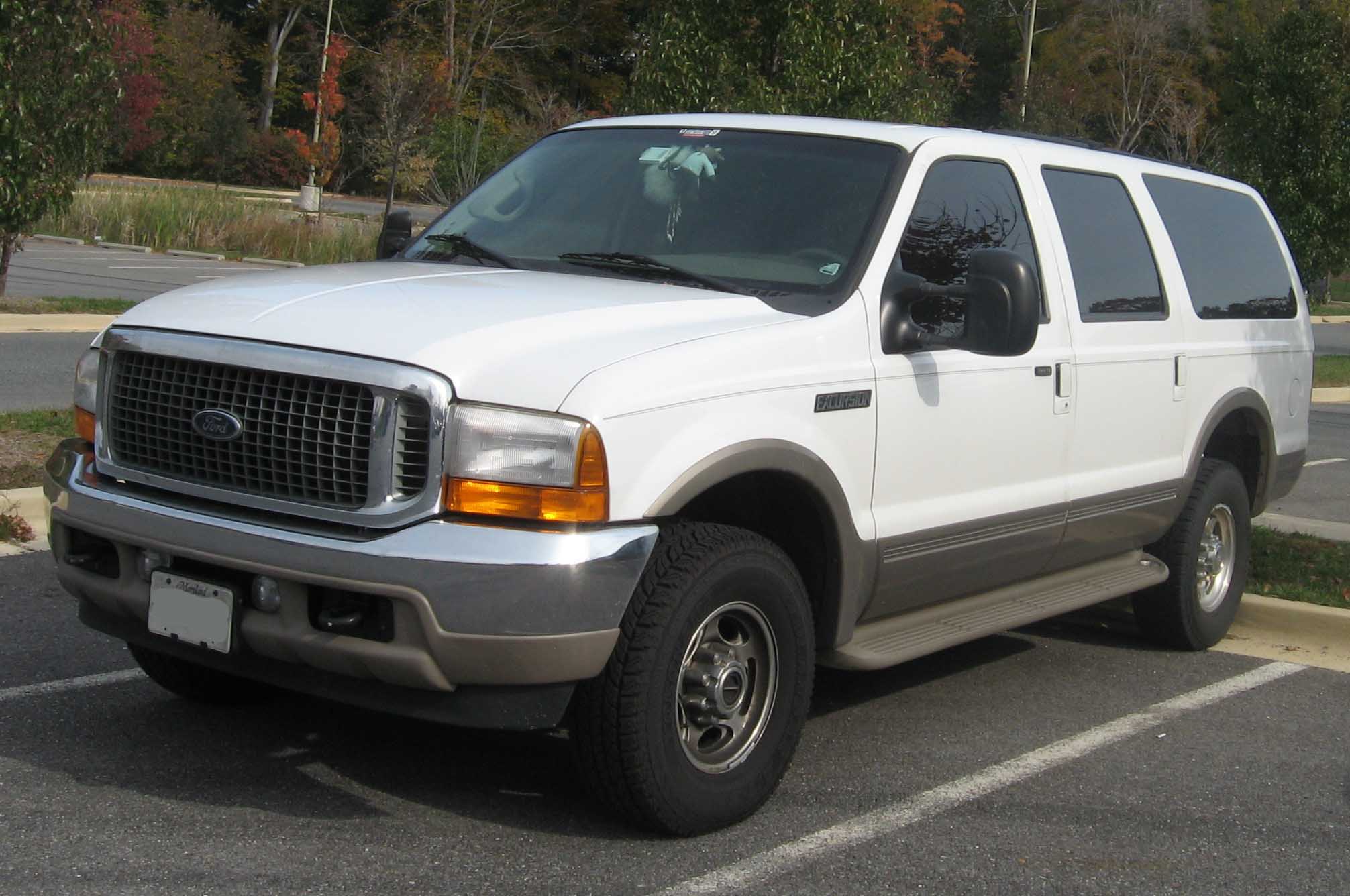 2000-04_Ford_Excursion.jpg