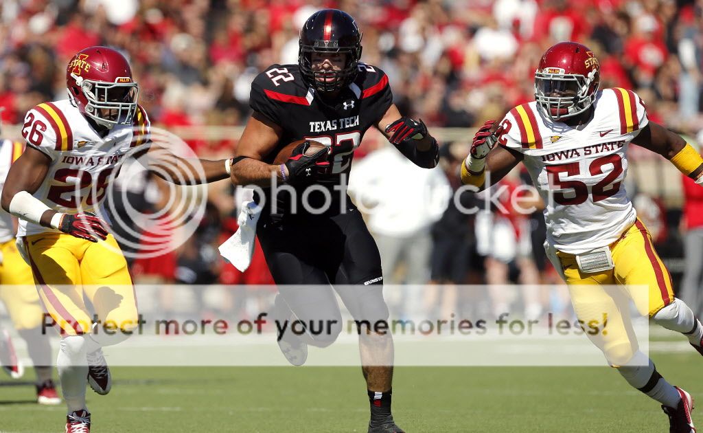 TEXAS_TECH_IOWA_FOOTBALL_33693193.jpg